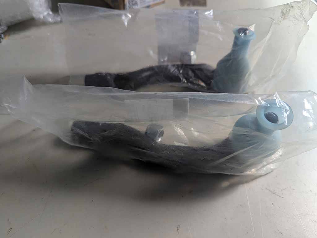 Rotuyn lái ngoài Mazda 2 07-13, Fiesta 09-17