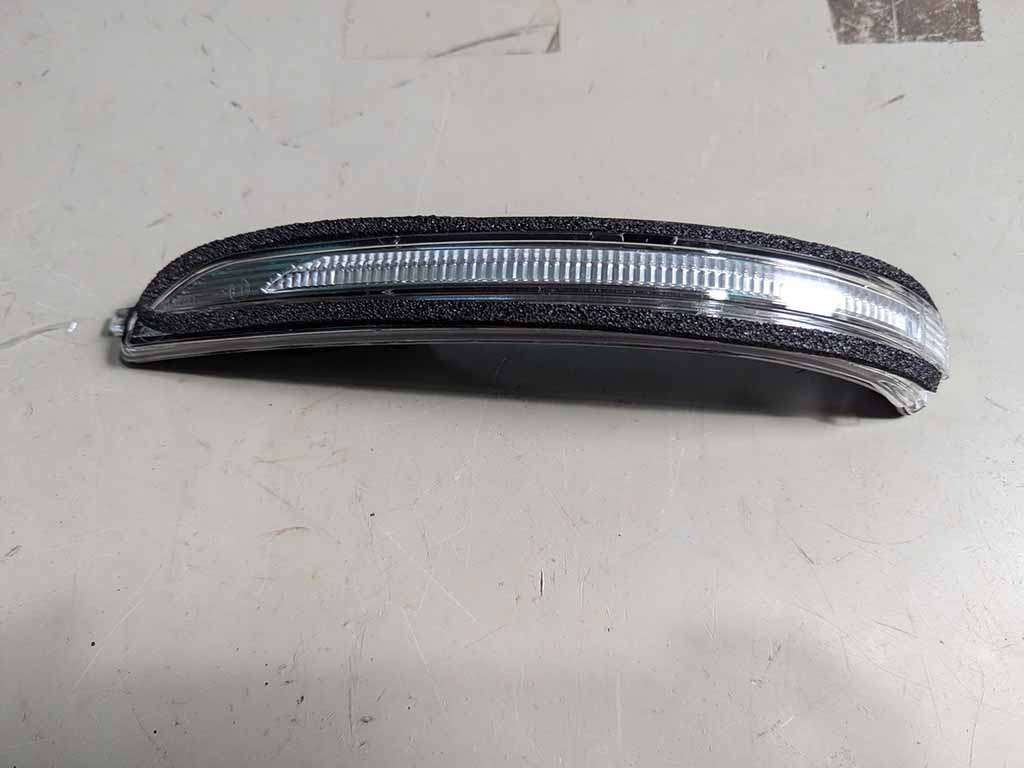 Xi nhan gương Kia Cerato, K3 2019-