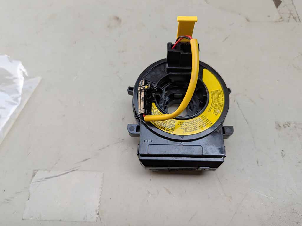 Cáp còi túi khí Kia Cerato, Forte 2012-2016