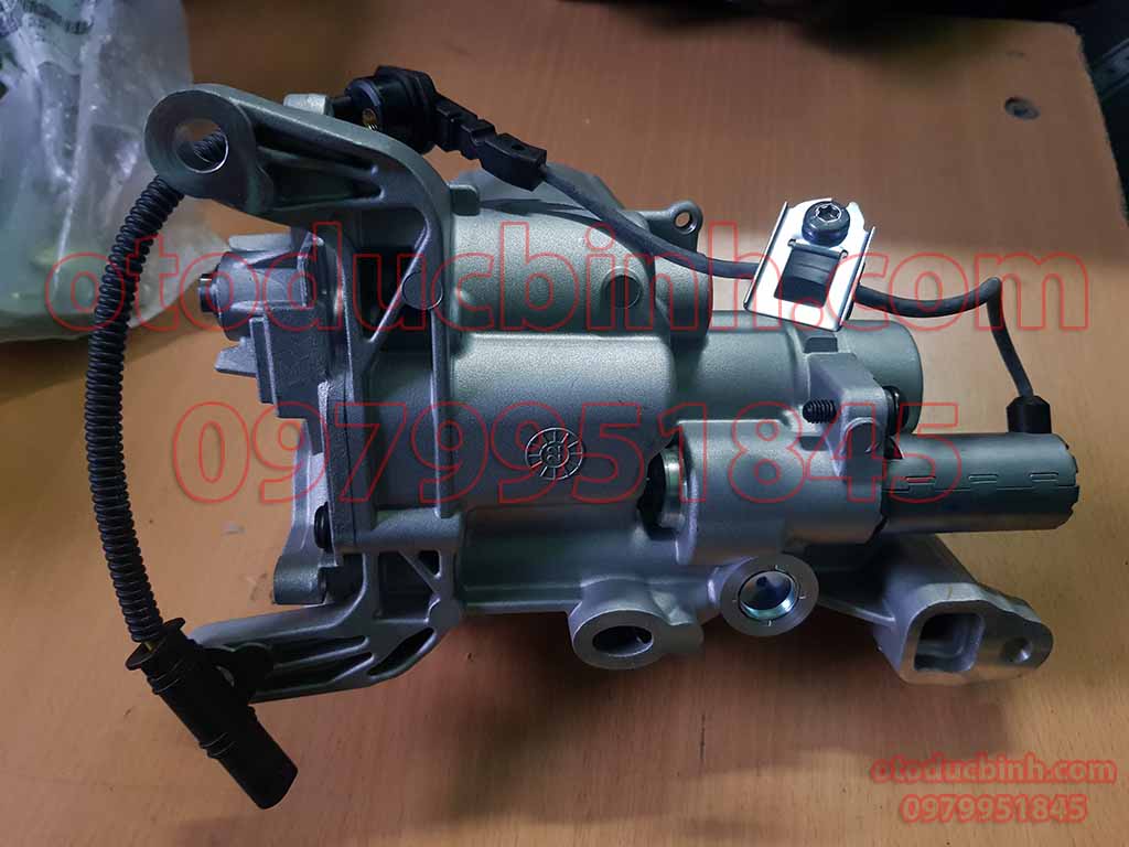 Bơm nhớt, bơm dầu động cơ Peugeot 3008 5008 508 YL00444480