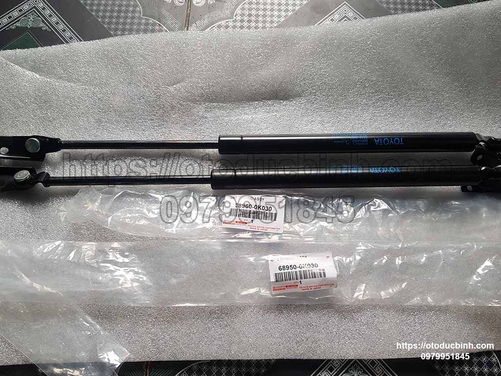 Đôi ty chống cốp sau Toyota Innova, Fortuner