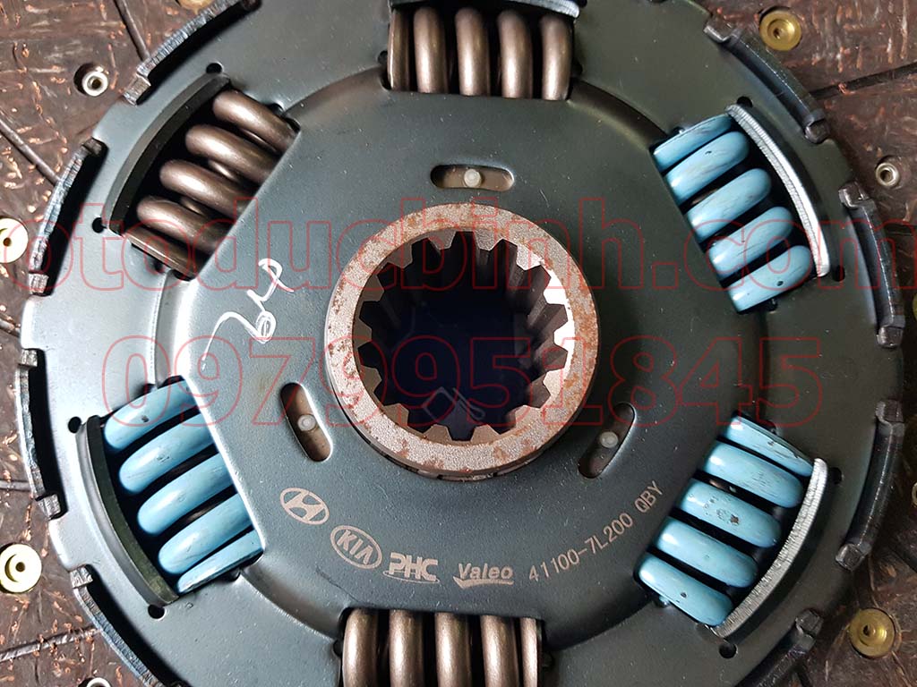 Lá côn Hyundai Universe, HB120s, Space 411007L100 (10 then) , 411007L200 (14 then)