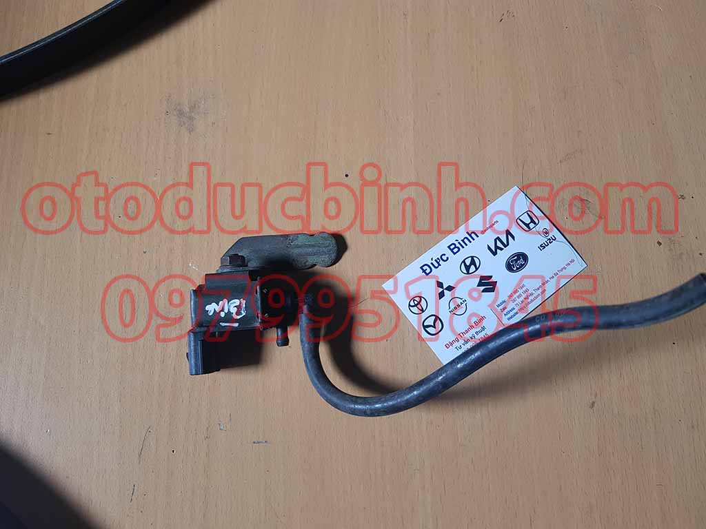 Van điện từ hay van EVAP Ford Laser 1.8 bãi