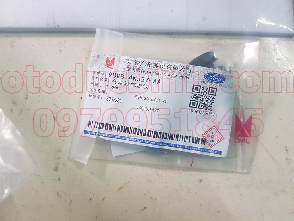 Ốc cát đăng Ford Transit