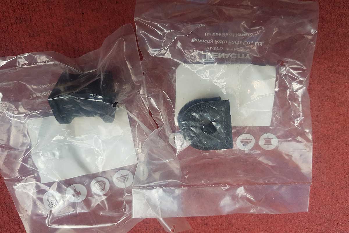 Cao su cân bằng trước Toyota Cressida 1991-1996 ga2a28156a