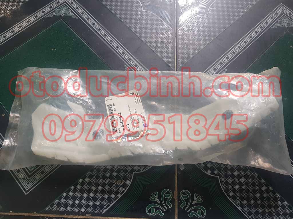 Nẹp cài cản sau Chevrolet Spack 2011-2013