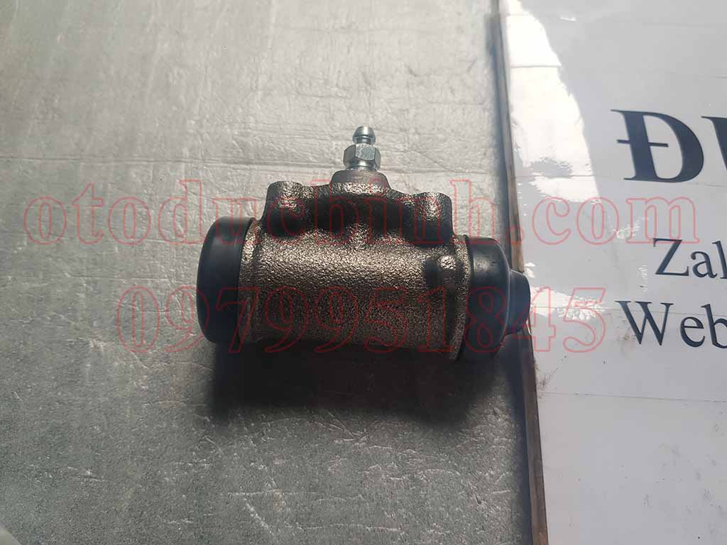 Xy lanh dlu heo thắng phanh sau hayToyota Innova 475500K030