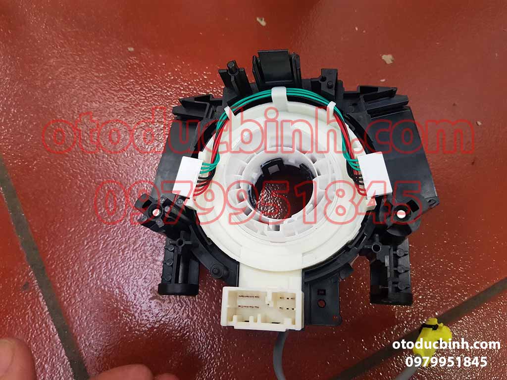 Cáp còi Nissan Qashqai 25567ed61d