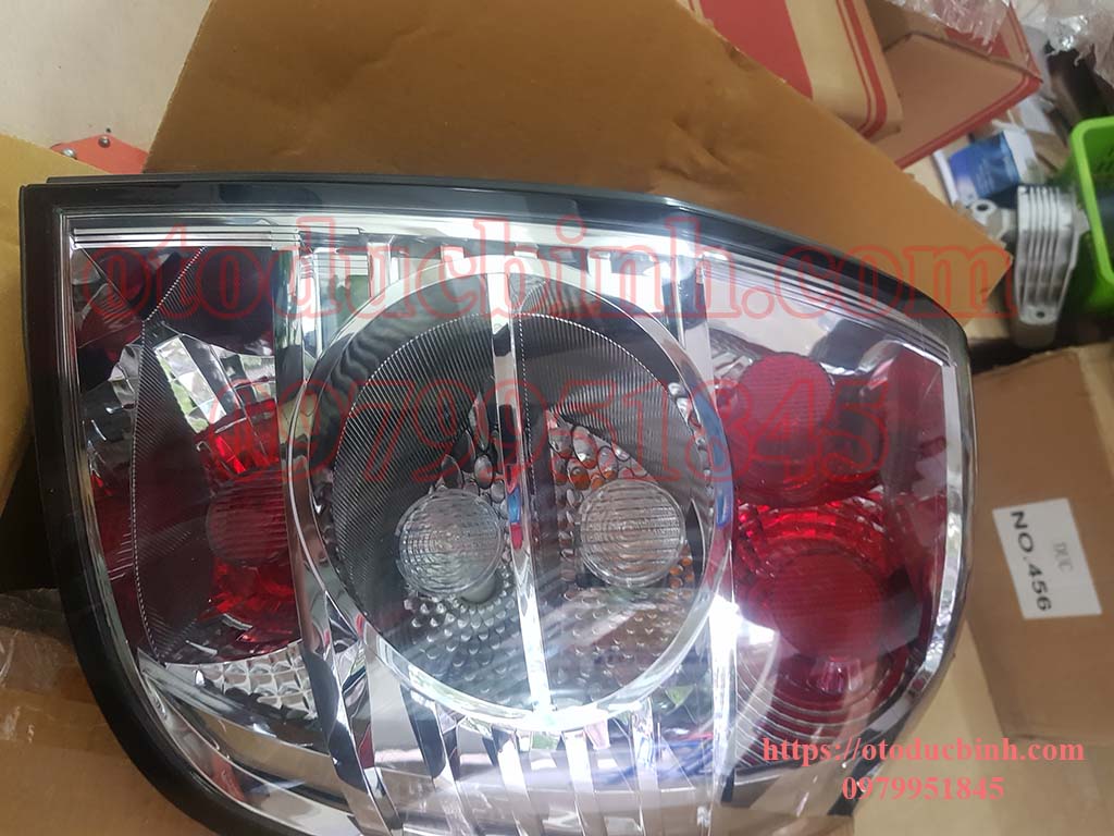 Đèn hậu Chevrolet Captiva Max