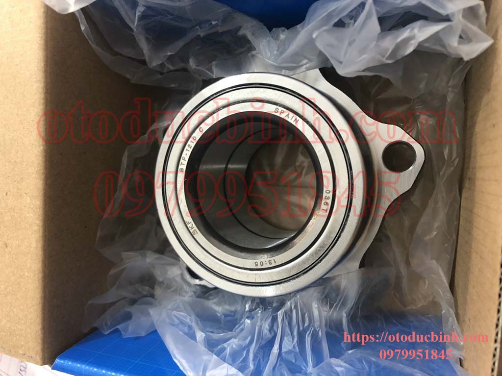 Bi moay ơ trước Ford Transit