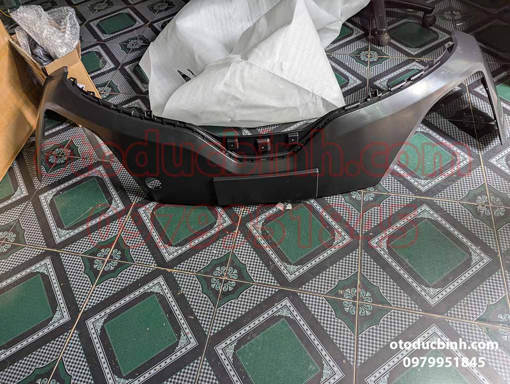Cản trước miếng trên Vinfast VF5