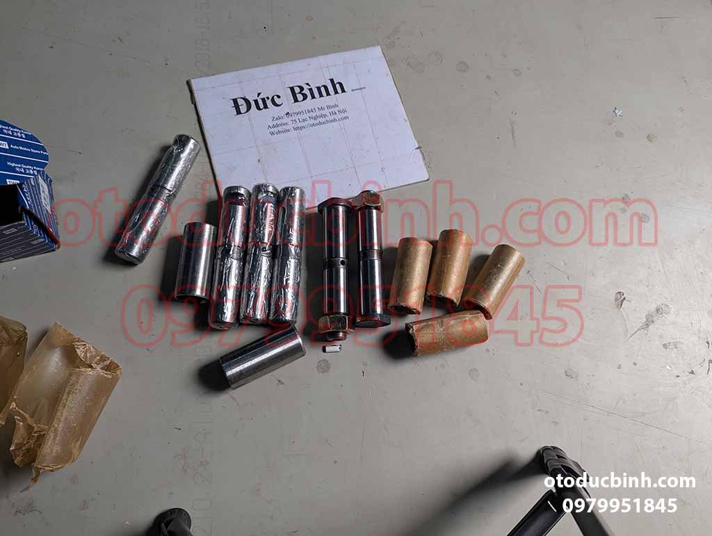 Ắc và bạc ắc phíp trước Hino XZL270L