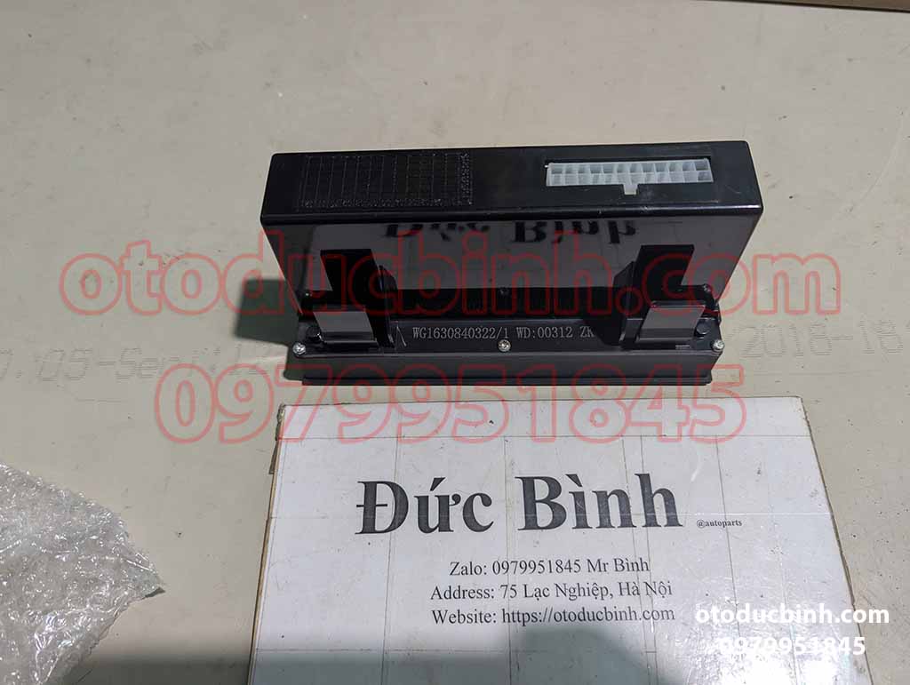 Bảng điều khiển điều hoà Howo WG1630840322/1