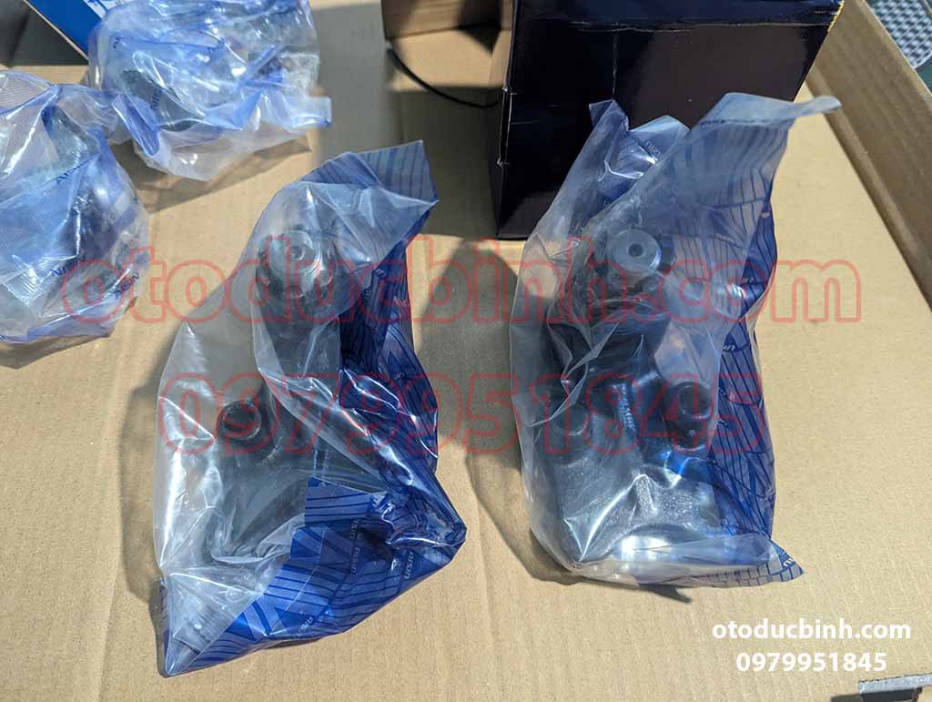 Rotuyn trụ đứng dưới Isuzu Hilander 2003-2009