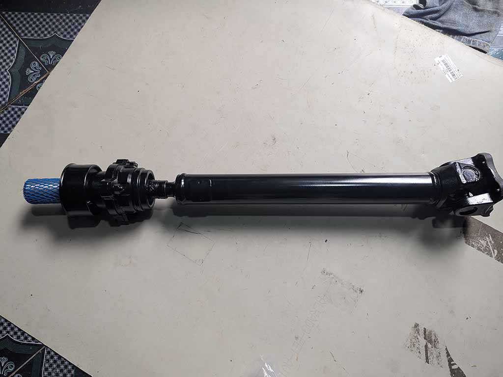 Láp cầu trước Mitsubishi Triton