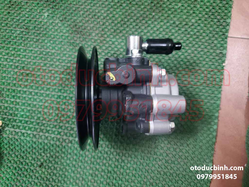 Bơm trợ lực lái Toyota Hiace 1992-2005