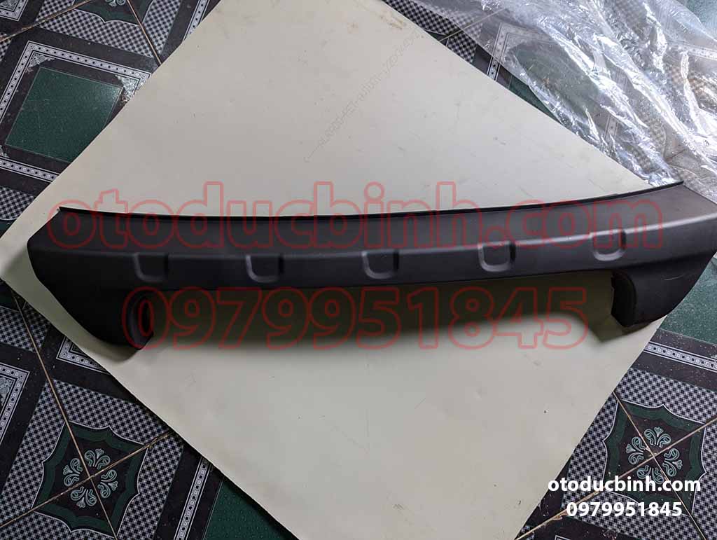 Ốp dưới cản trước Kia Carens