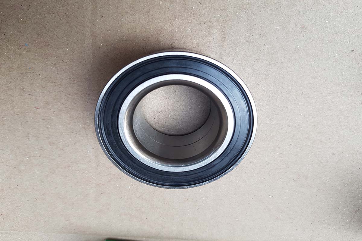 Bi may ơ trước Mitsubishi Attrage 3885a043 3885-a043