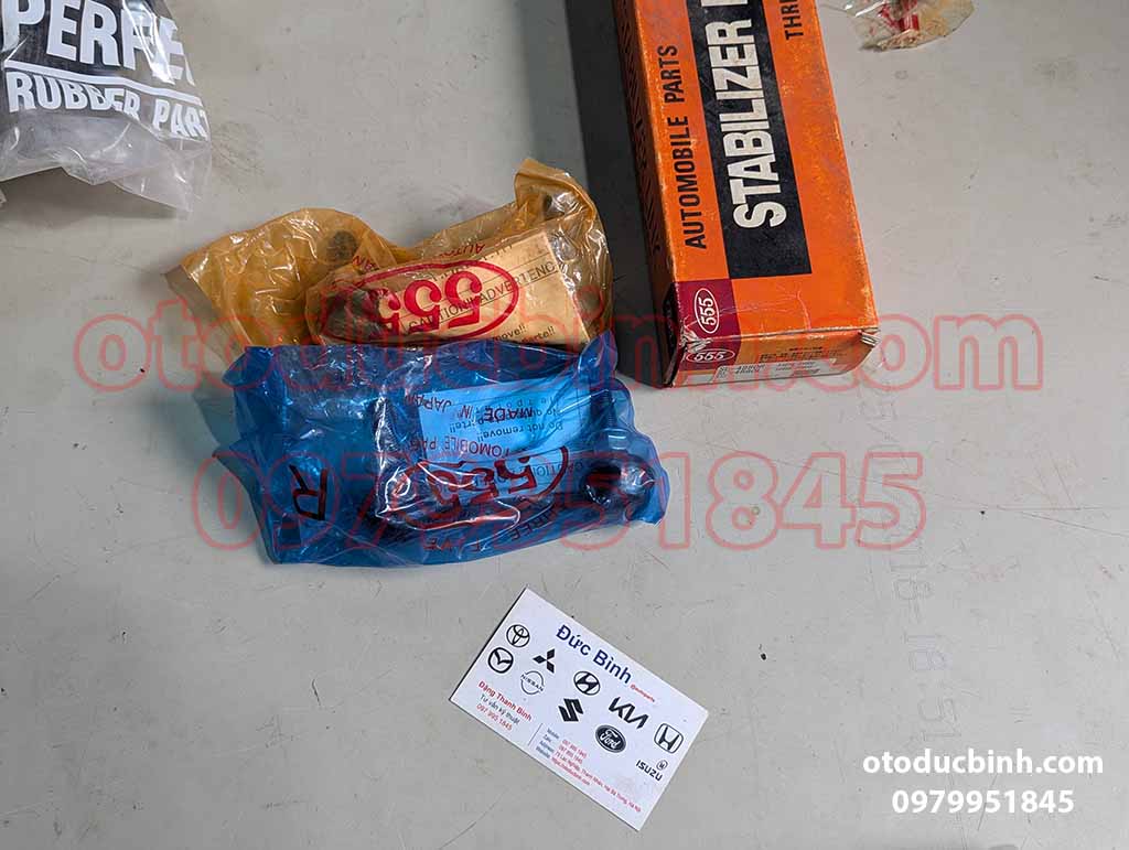 Rotuyn cân bằng trước Nissan Maxima