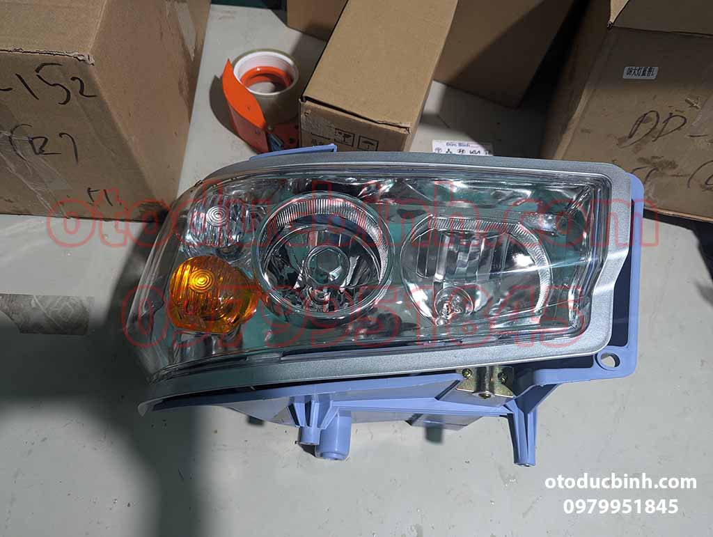 Đèn pha Howo 336 371 2008