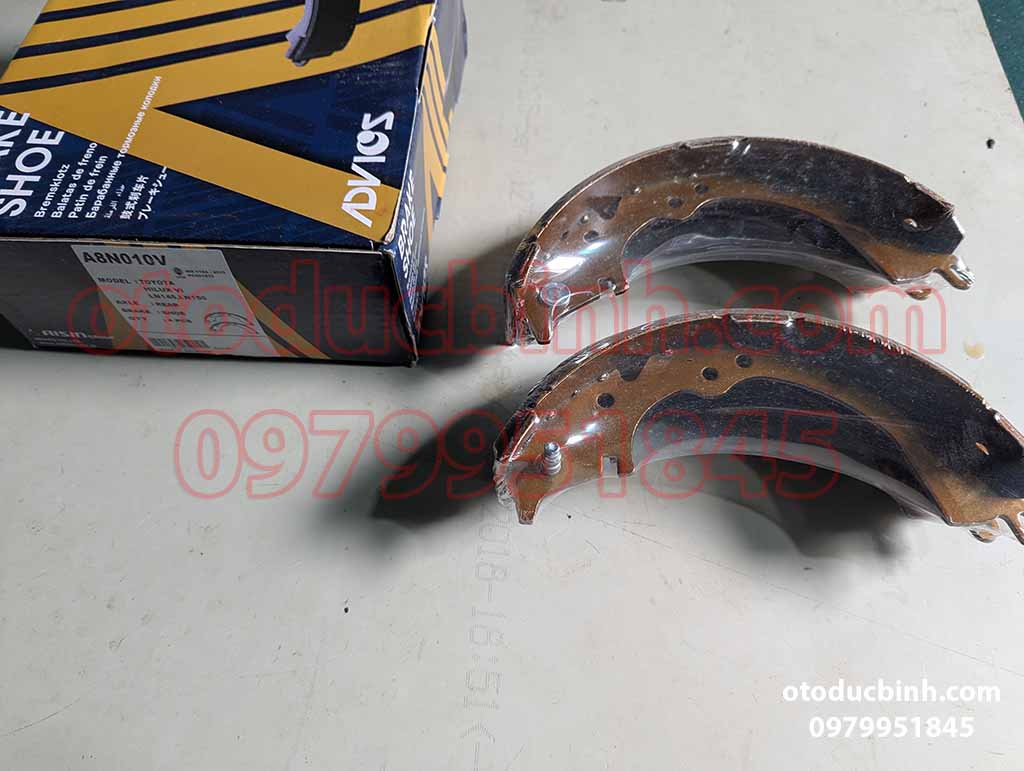 Guốc phanh sau Toyota Innova 2006-2013