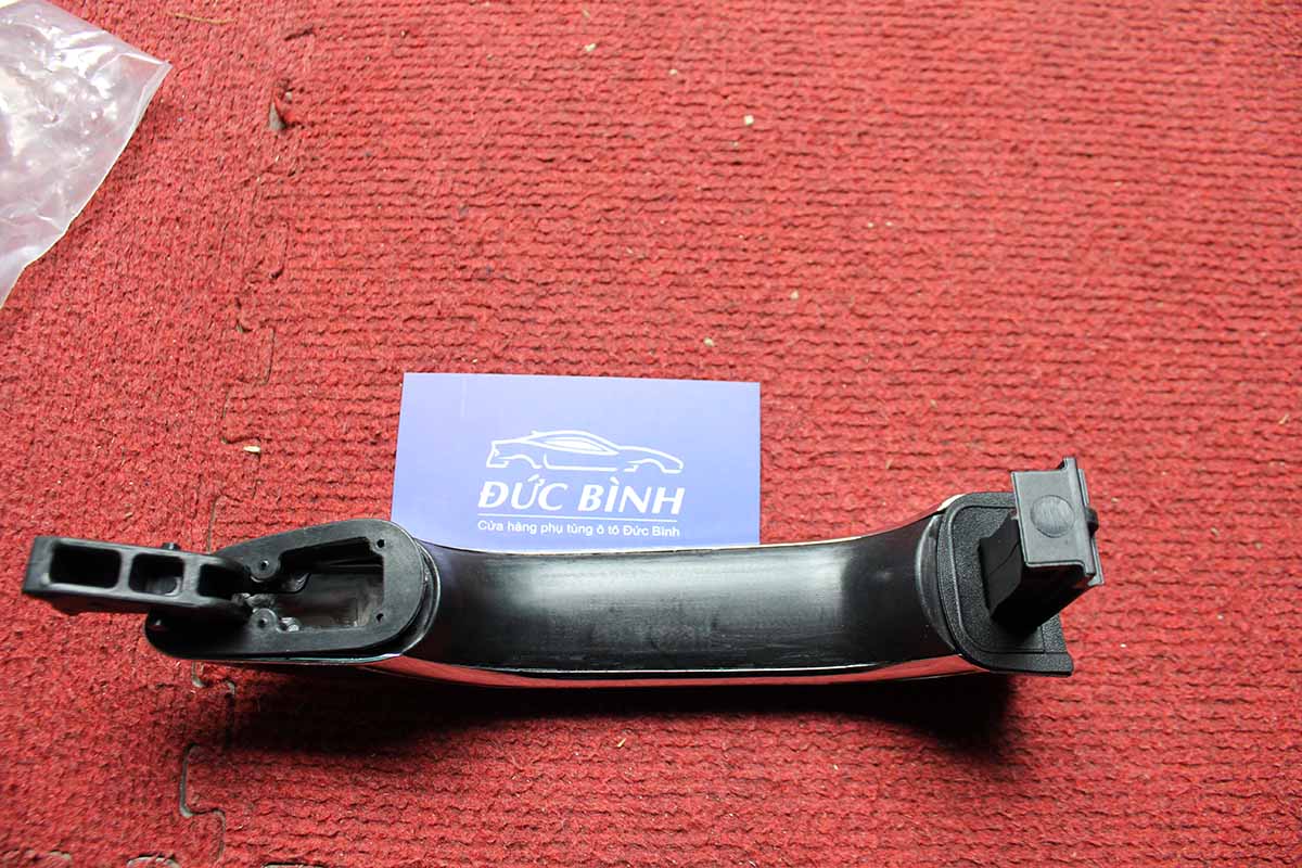 Tay mở cửa ngoài sau có mạ Hyundai i10 Grand 82661B4020