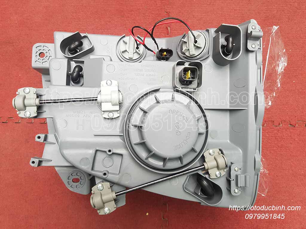 Đèn pha Kia K2700, K125, K190 0K6M751030  0K68051040 0k6m751030  0k68051040