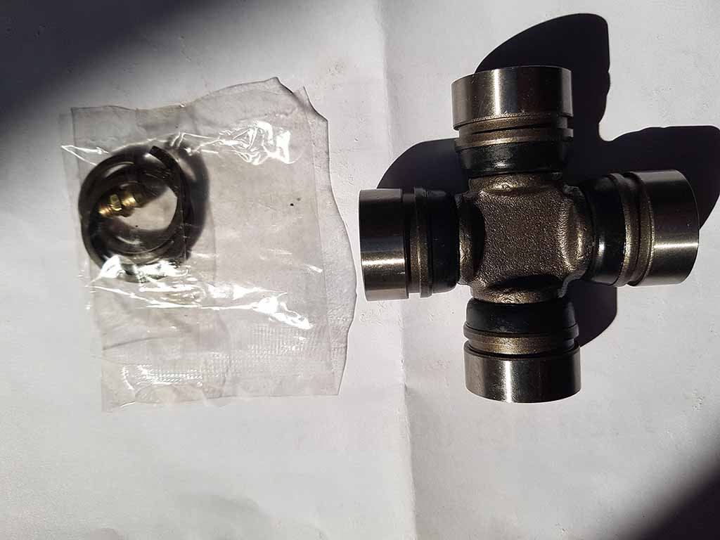 Bi chữ thập xe 26X67 Toyota Zace cht13