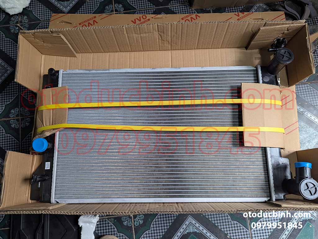 Két nước Toyota Altis 08-16 AT,MT