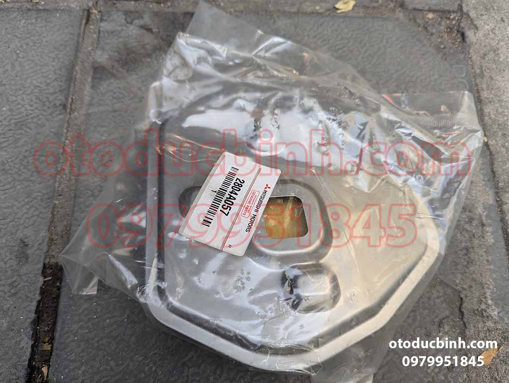 Lọc dầu số Mitsubishi Xpander 2018-2022