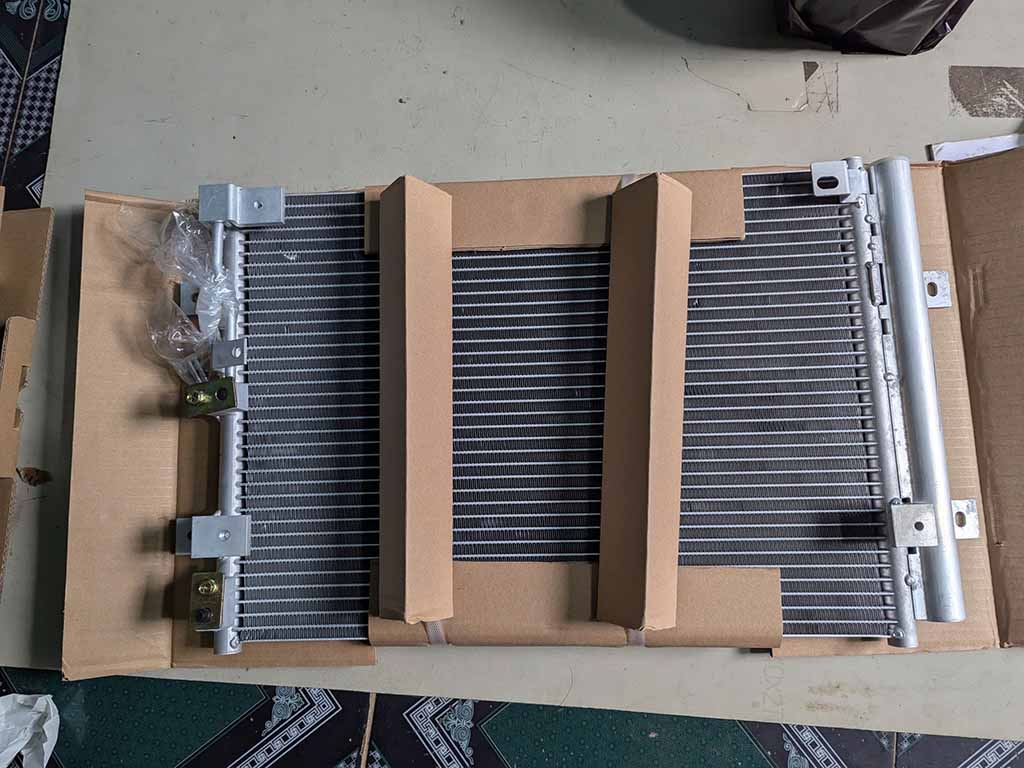 Giàn nóng Kia K200