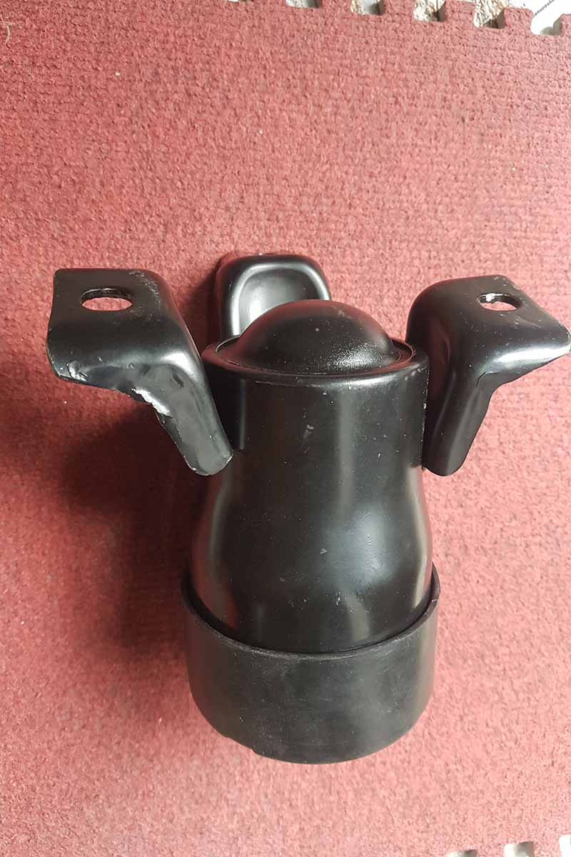 Chân đầu máy Toyota Camry 2.2 1992-2001 12361-74241