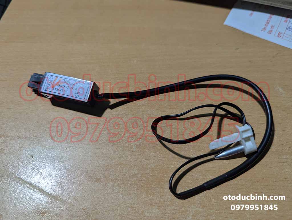 Cảm biến ngắt lạnh Nissan Livina