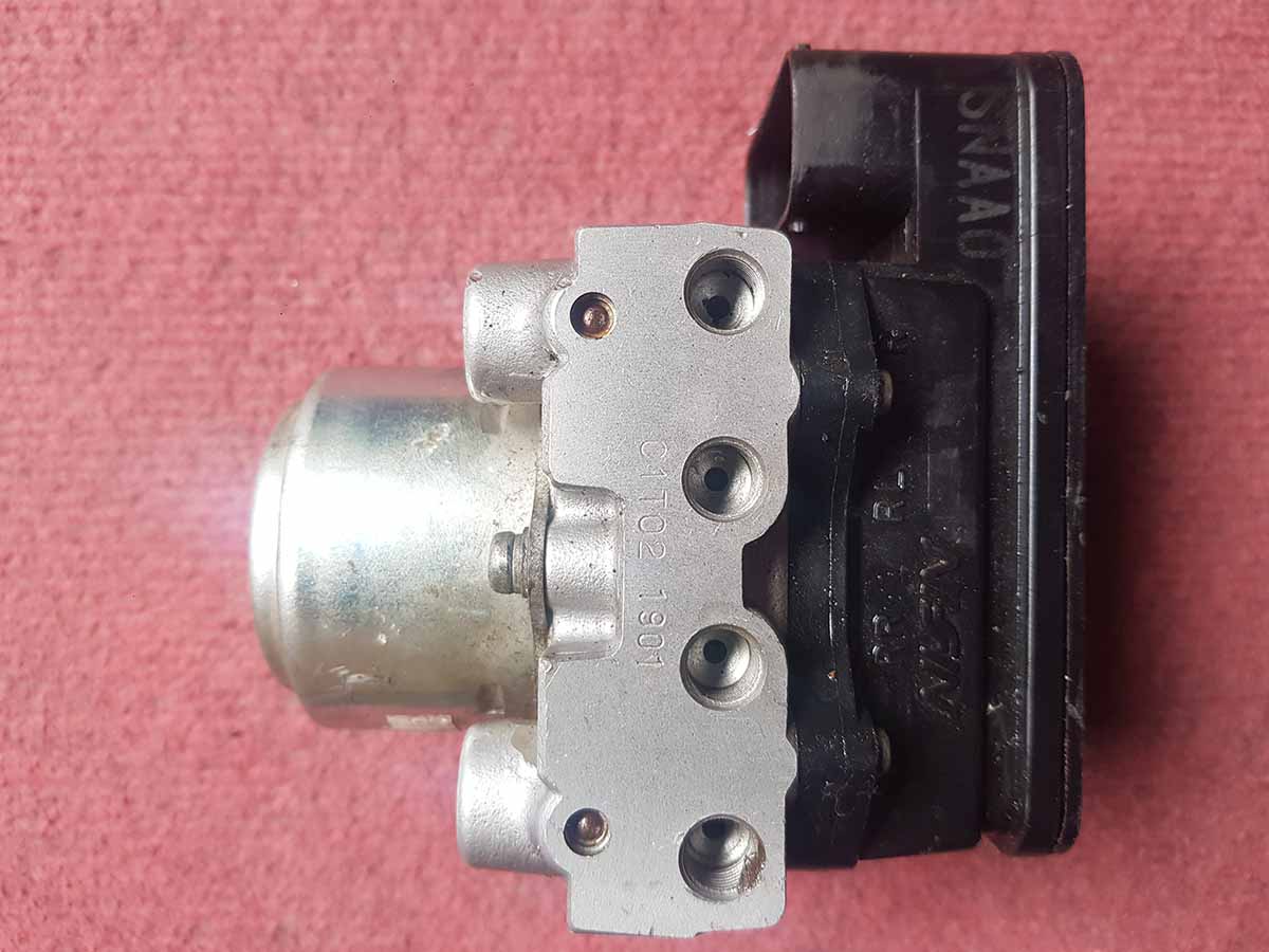 Cụm bơm ABS Honda Civic 2.0 AV0228196