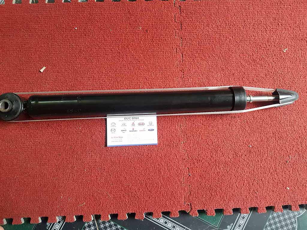 Giảm xóc sau Hyundai Getz 2006-2010 553101c500 