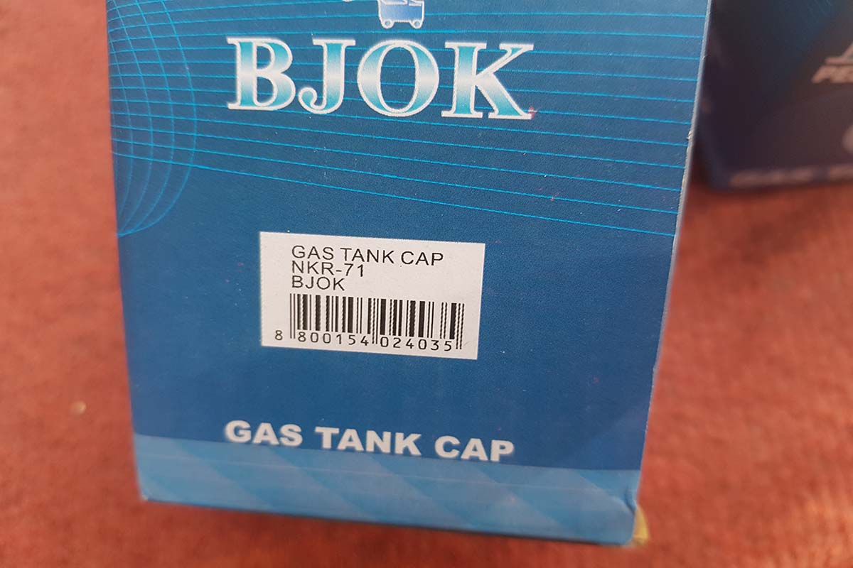 Nắp bình dầu KIA K165, K2700, K3000, Bongo 3 nkr71bjok