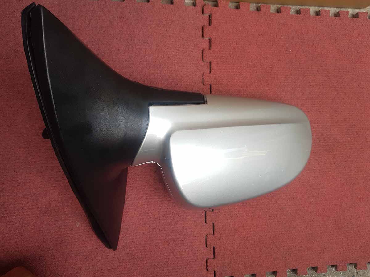 Gương cơ bên phải xe Daewoo Lacetti