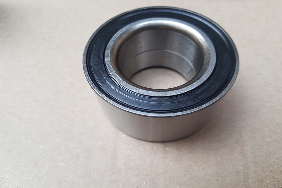 Bi may ơ trước Mitsubishi Attrage 3885a043 3885-a043
