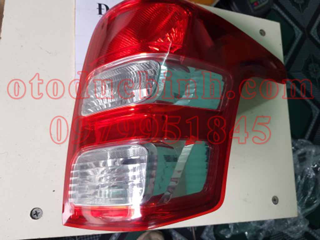 Đèn hậu Mitsubishi Triton 2015-2018