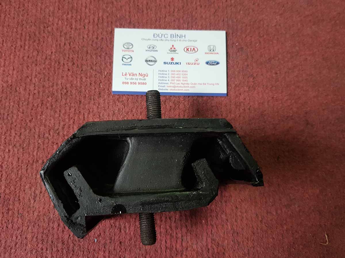 Chân máy Suzuki 700kg, 7 tạ