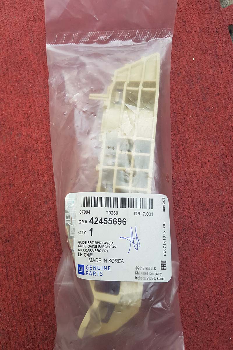 Phe cài cản trước Vinfast Fadil 42455696 42455697 42455696 42455697