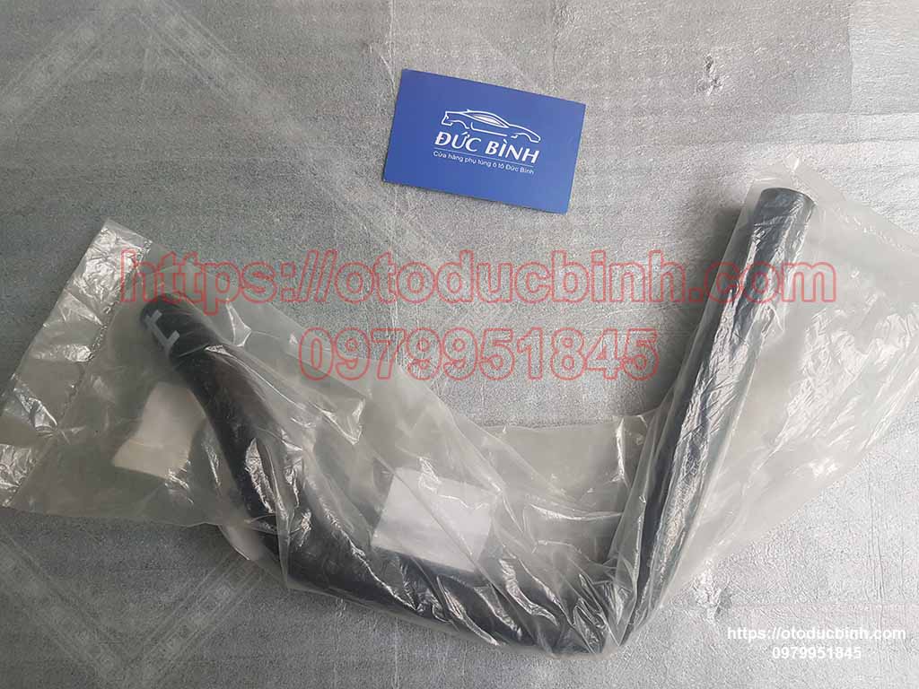 Ống tuy ô nước vào két sinh hàn Ford Ranger 3.2 dài