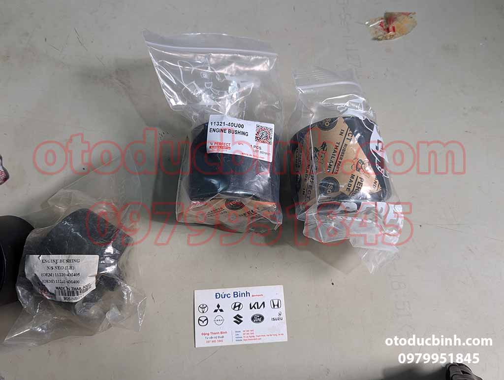 Cao su chân máy Nissan Maxima ( trái, phải , trước, sau)