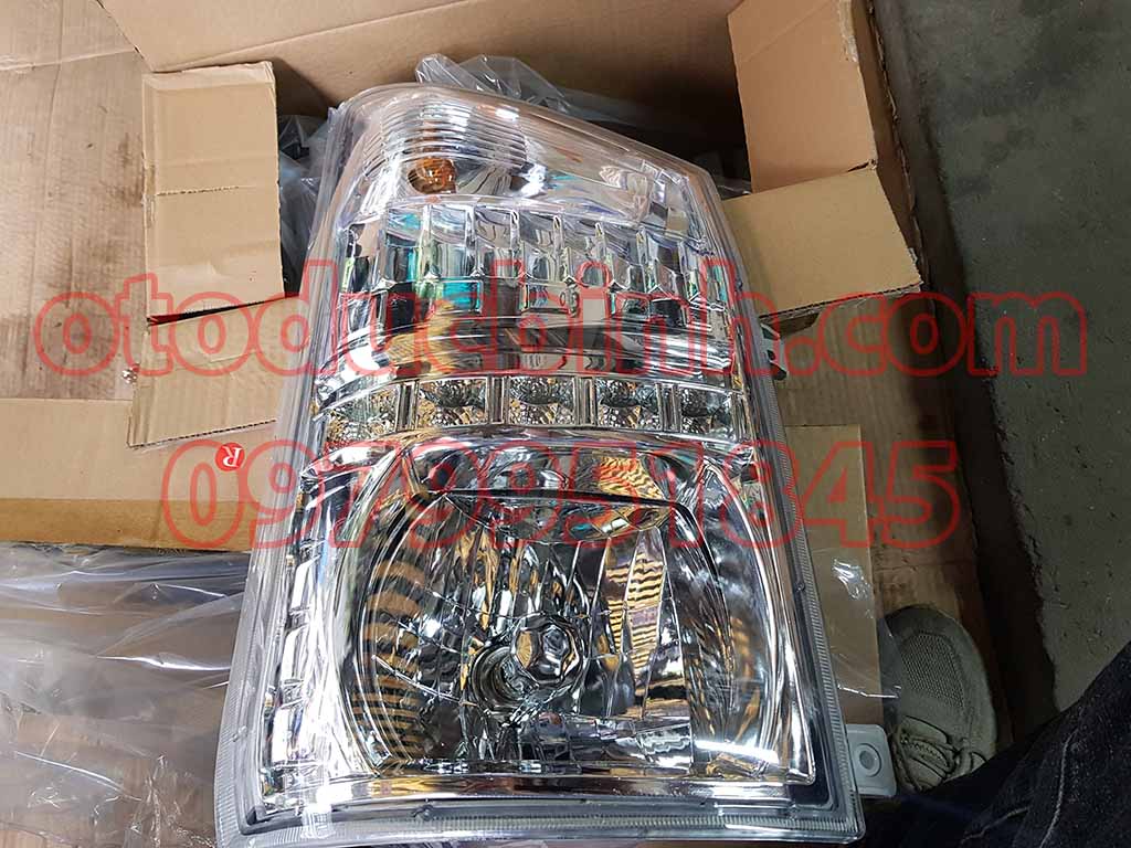 Đèn pha xe TMT 6 tấn