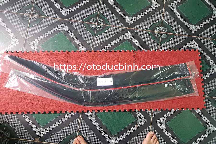 Bộ vè mưa Toyota Hiace 2006-2021