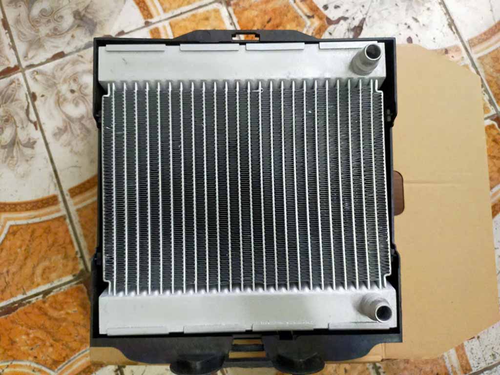 Két nước phụ Vinfast Lux A