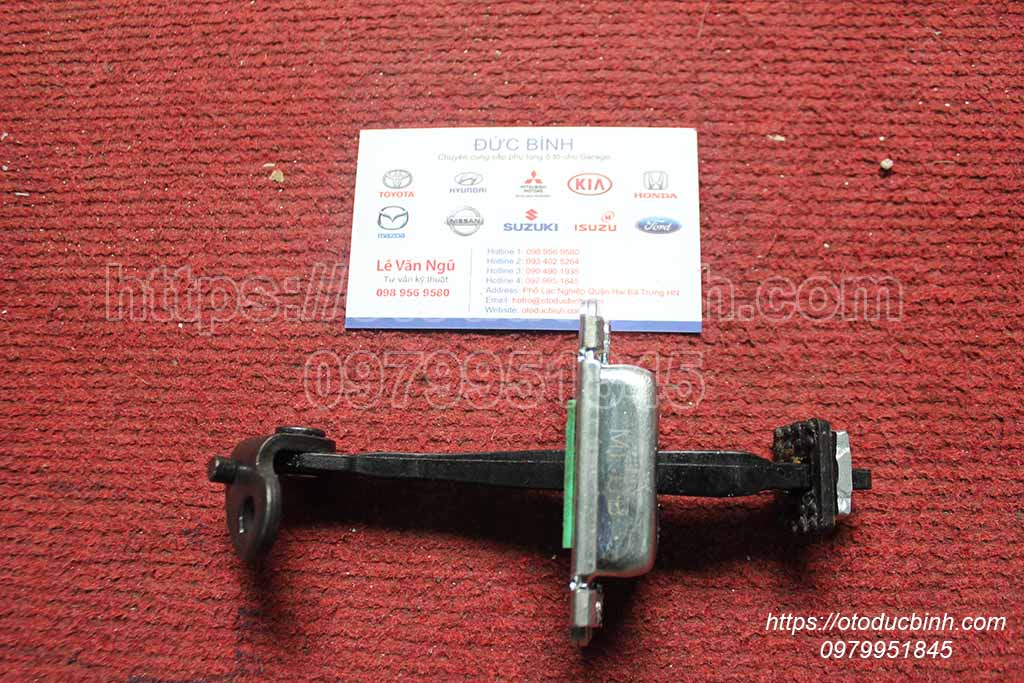 Hạn chế cửa trước Hyundai Getz 793801c000