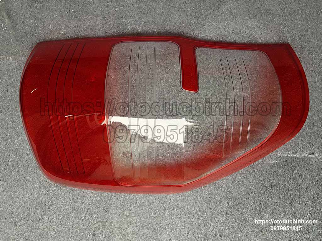 Mặt đèn hậu Ford Ranger 2012-2019