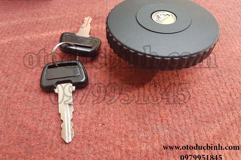 Nắp bình dầu KIA K165, K2700, K3000, Bongo 3 nkr71bjok