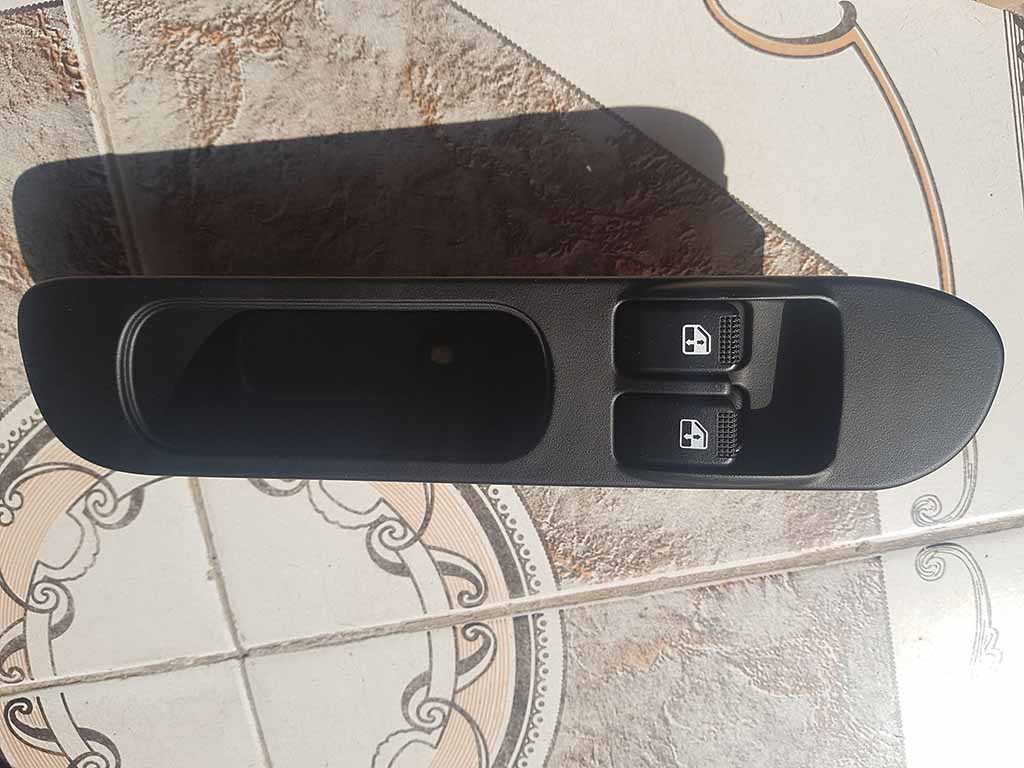 Công tắc nâng kính tổng K140, K165,K190, K2700, K3000
